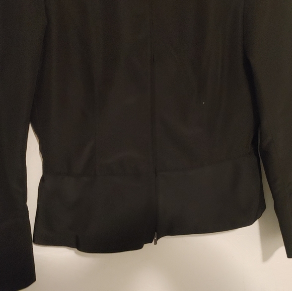 Armani Collezioni thin blazer style zipup - Picture 3 of 4